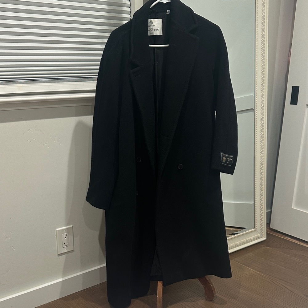 Aritzia Elegant Black Trench Coat
